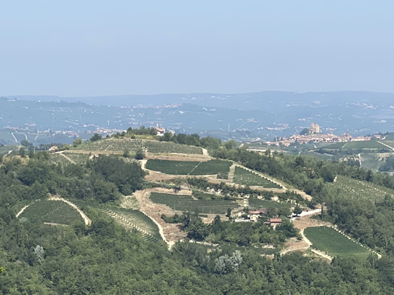 Cascina Mucci am 11. August 2021, alle Böschungen sind gemäht.